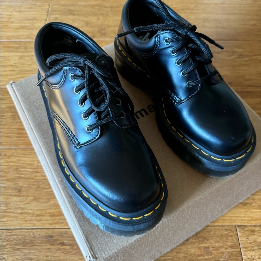 Dr. Martens Women’s LEATHER PLATFORM CASUAL SHOES